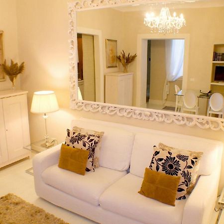 White Florence Suite Εξωτερικό φωτογραφία